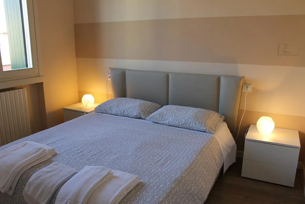 Residence Barcarola Sirmione 2*,  Italien