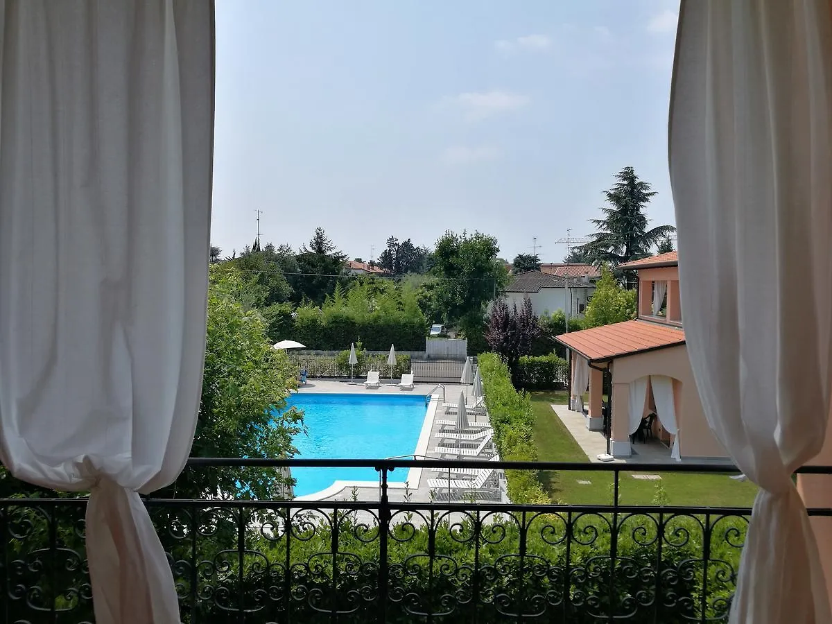 ** Lägenhetshotell Residence Barcarola Sirmione Italien